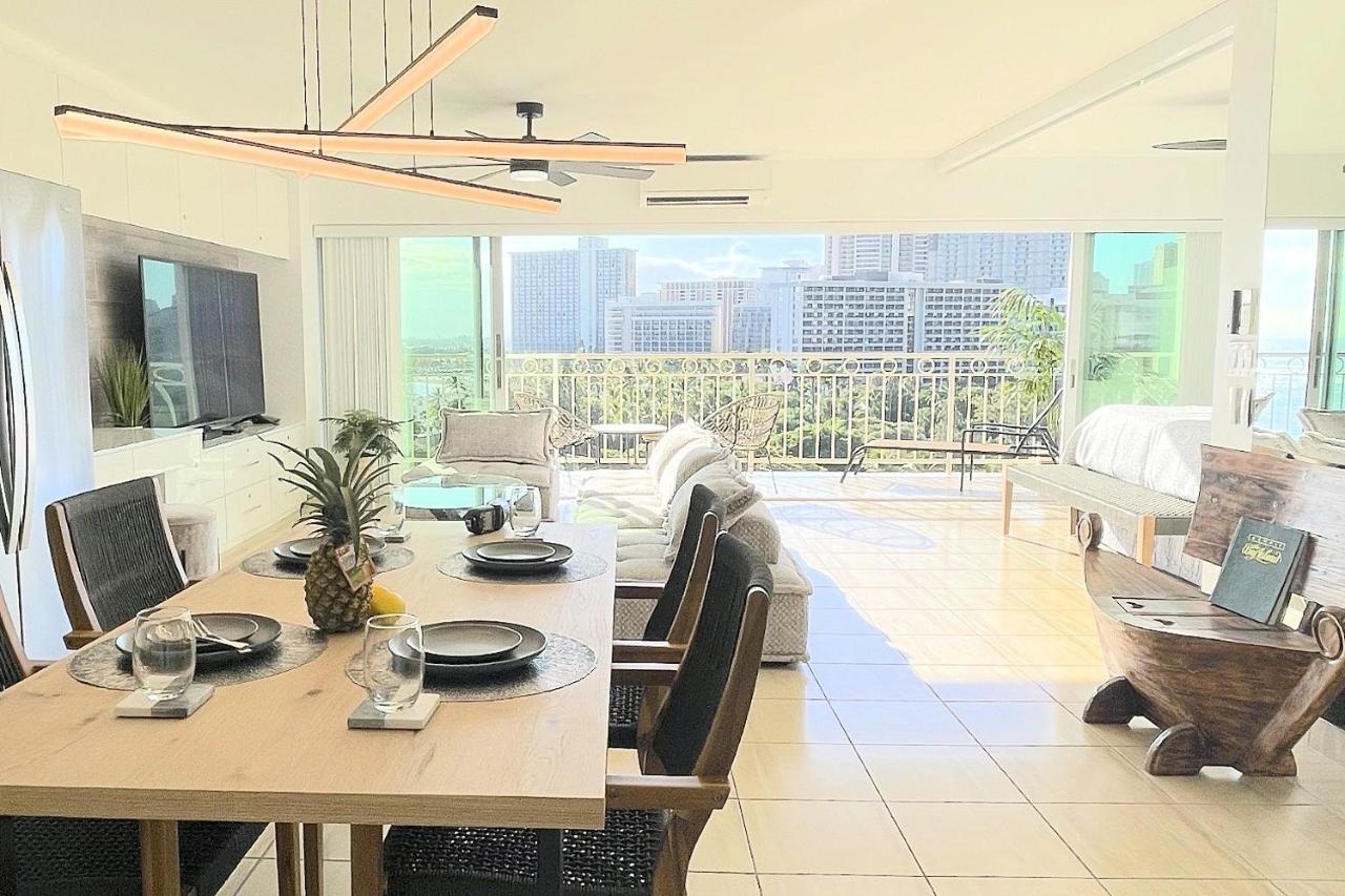 Waikiki Shore 1116 Beachfront Гонолулу Екстер'єр фото