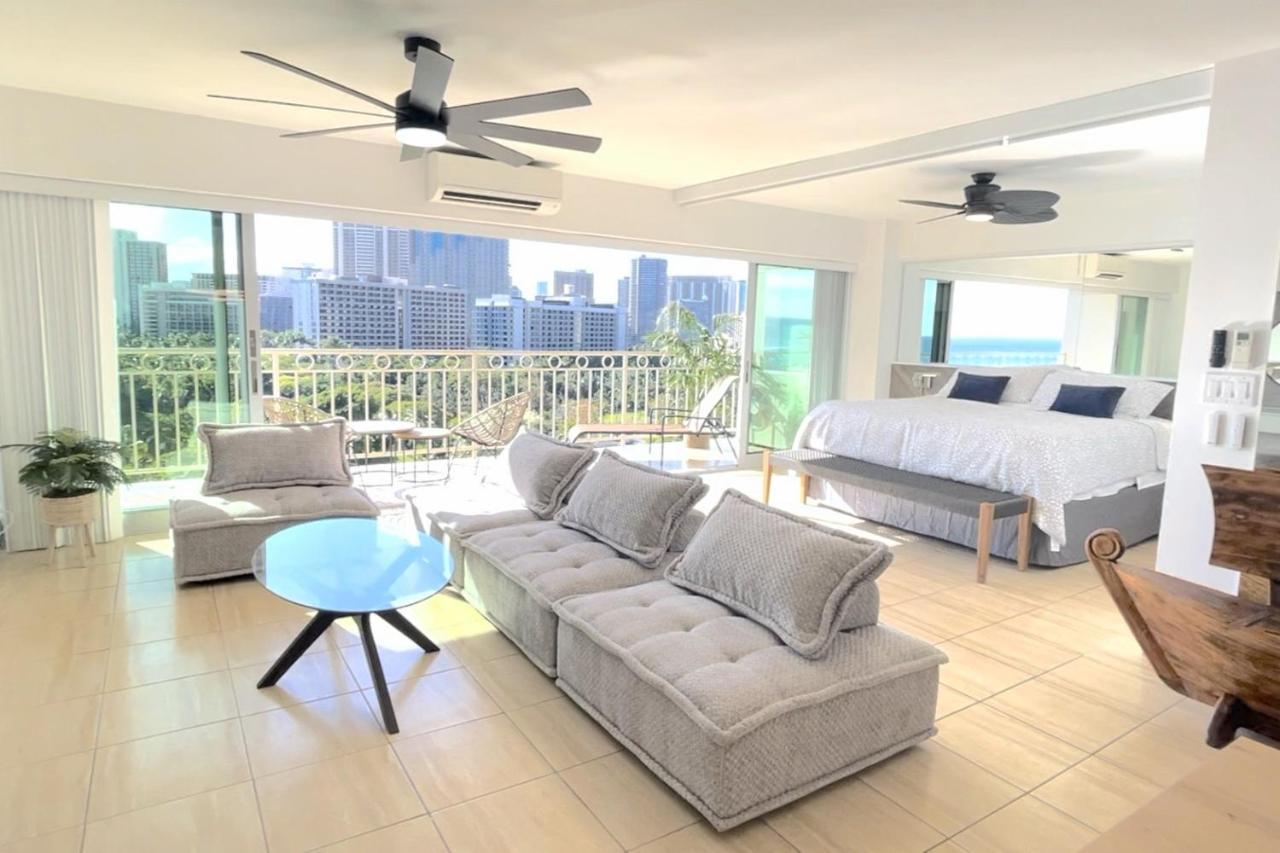 Waikiki Shore 1116 Beachfront Гонолулу Екстер'єр фото