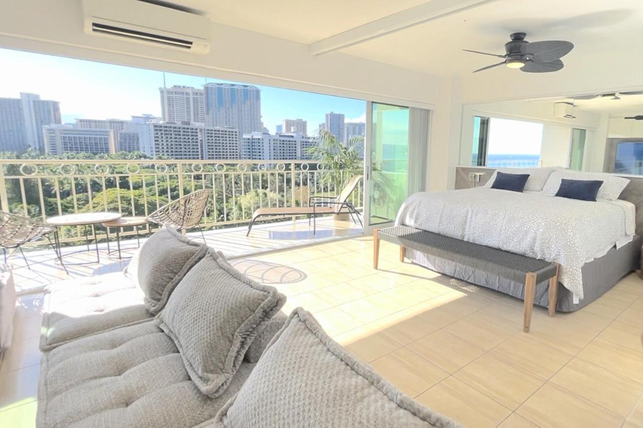 Waikiki Shore 1116 Beachfront Гонолулу Екстер'єр фото